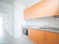 Arrendamento T2 com marquise e muita luz natural