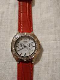 Guess zegarek czerwony pasek