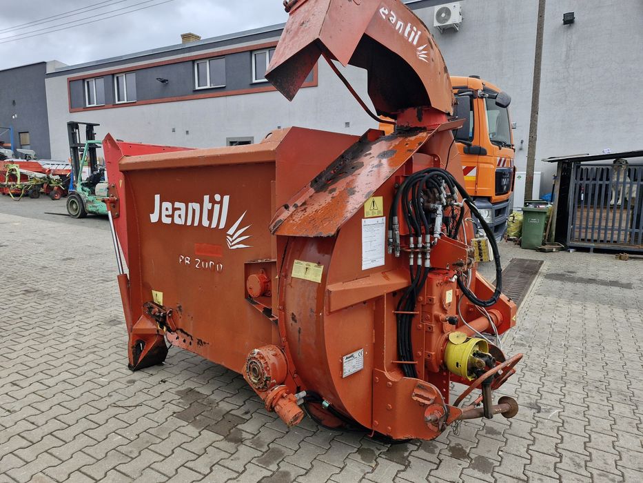 Profesjonalna Ścielarka do słomy Jeantil PR2000