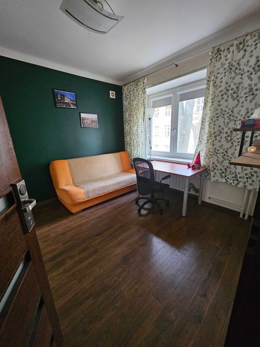 Sublokator do 3-pokojowego mieszkania 70m2 Warszawa Śródmieście