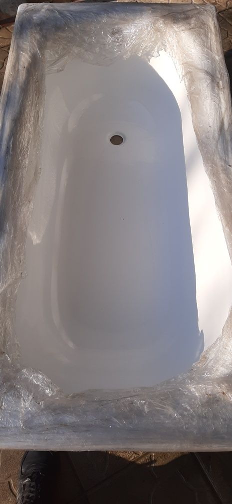 Продається нова залізна ванна, 140×70×50