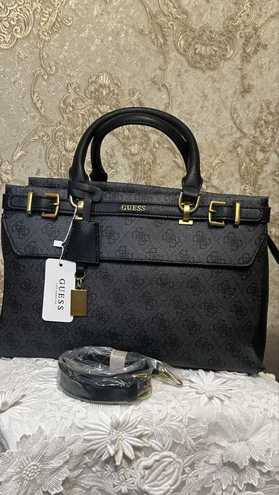 Сумка жіноча guess