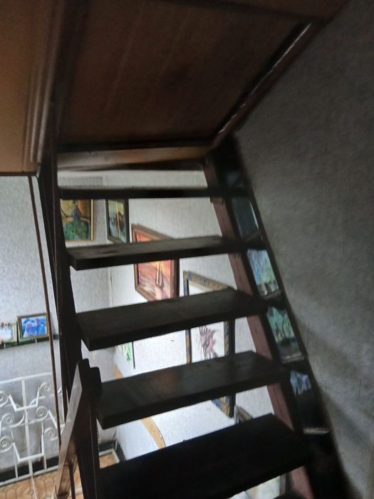 Продаю двухэтажный дом с  садом, баней и бассейном — район ЮТЗ