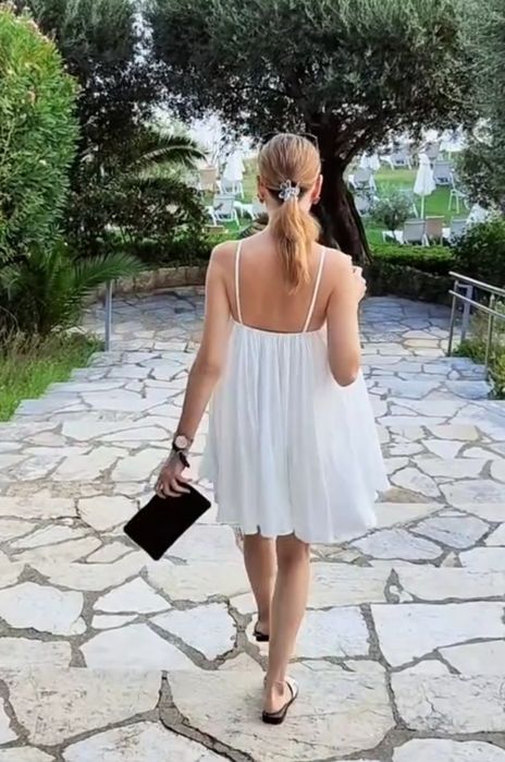 Rozkloszowana krótka elegancka sukienka Alessia Ecru Litlleblack S 36