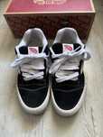Vans Knu Skool w dobrym stanie