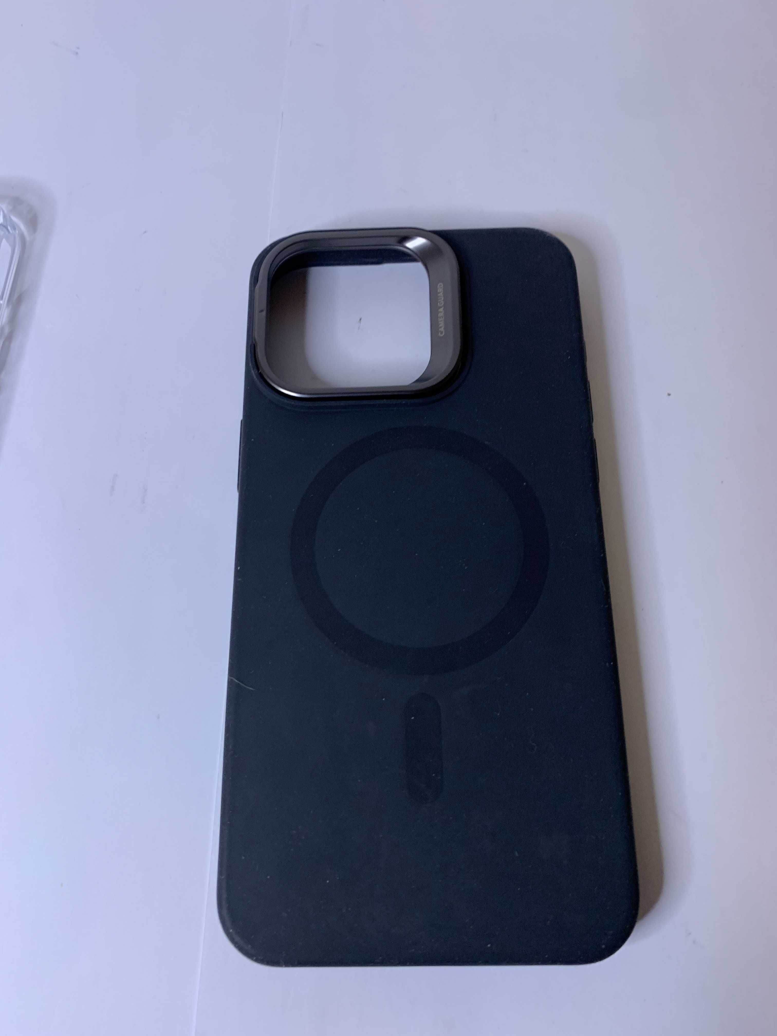 etui iphone 15 pro max z podporka