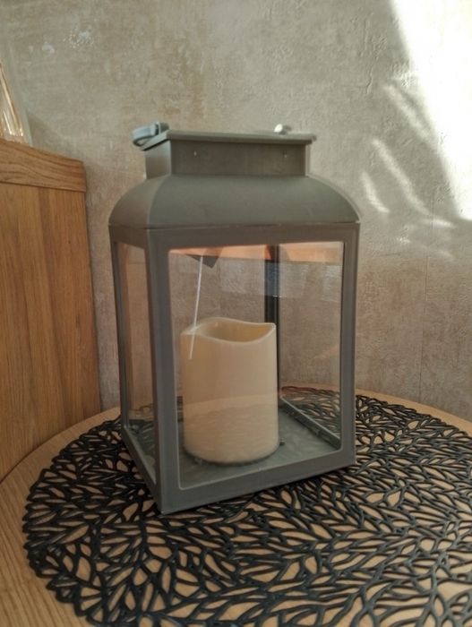 Latarenka lampion ze świecą LED