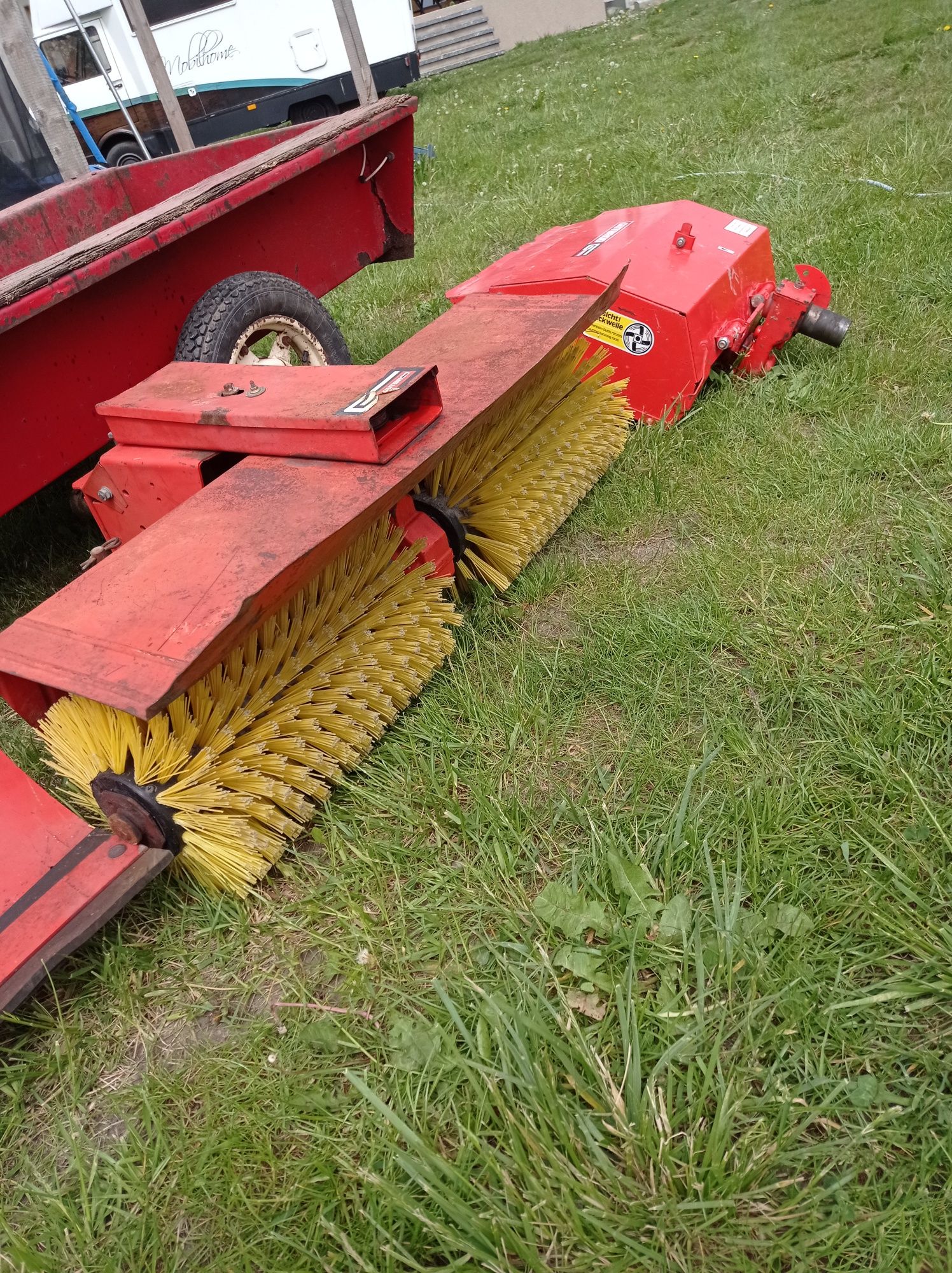 Traktorek ogrodniczy gutbrod puma 600 zestaw