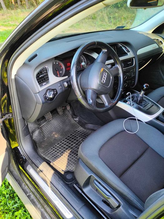 Audi A4 B8 Allroad Salon Polska Quattro 2011 rok 2.0 TFSI 300 km 420nm