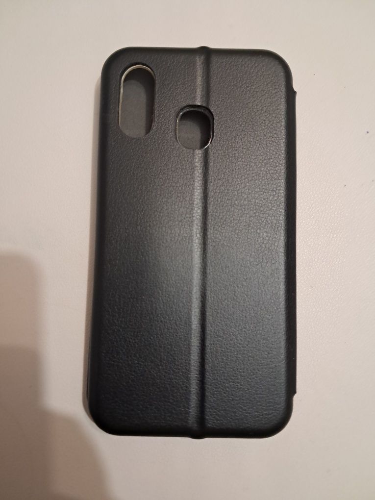 Etui na telefon Samsung A40