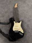 Fender Squier Stratocaster + Pickguard Noiseless