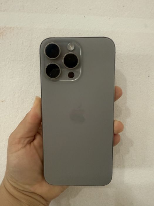 Vendo iphone 15 pro max , 256gb