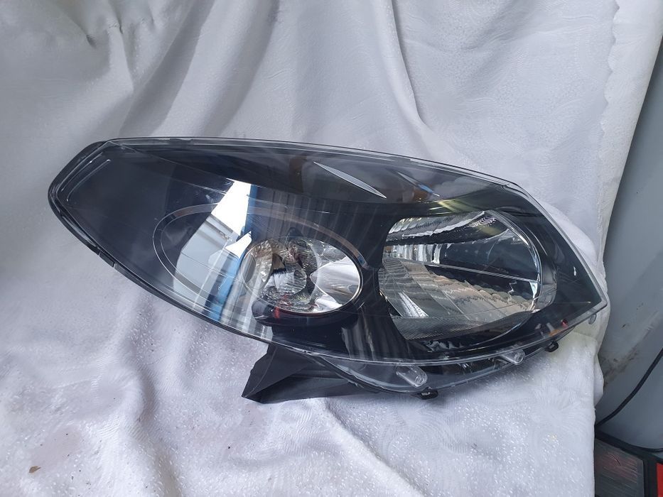 Lampa prawa Dacia sandero stepway Europa