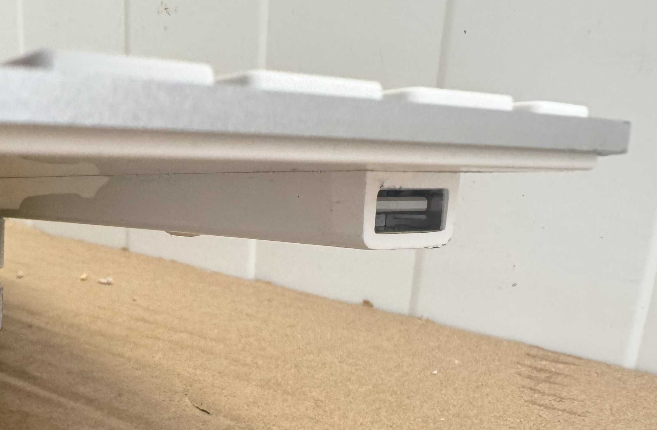 APPLE A1243 Klawiatura Membranowa USB QWERTY PL JAK NOWA