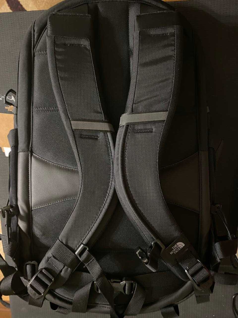Новий! The North Face Borealis рюкзак! фірмовий, в упаковці, голограми