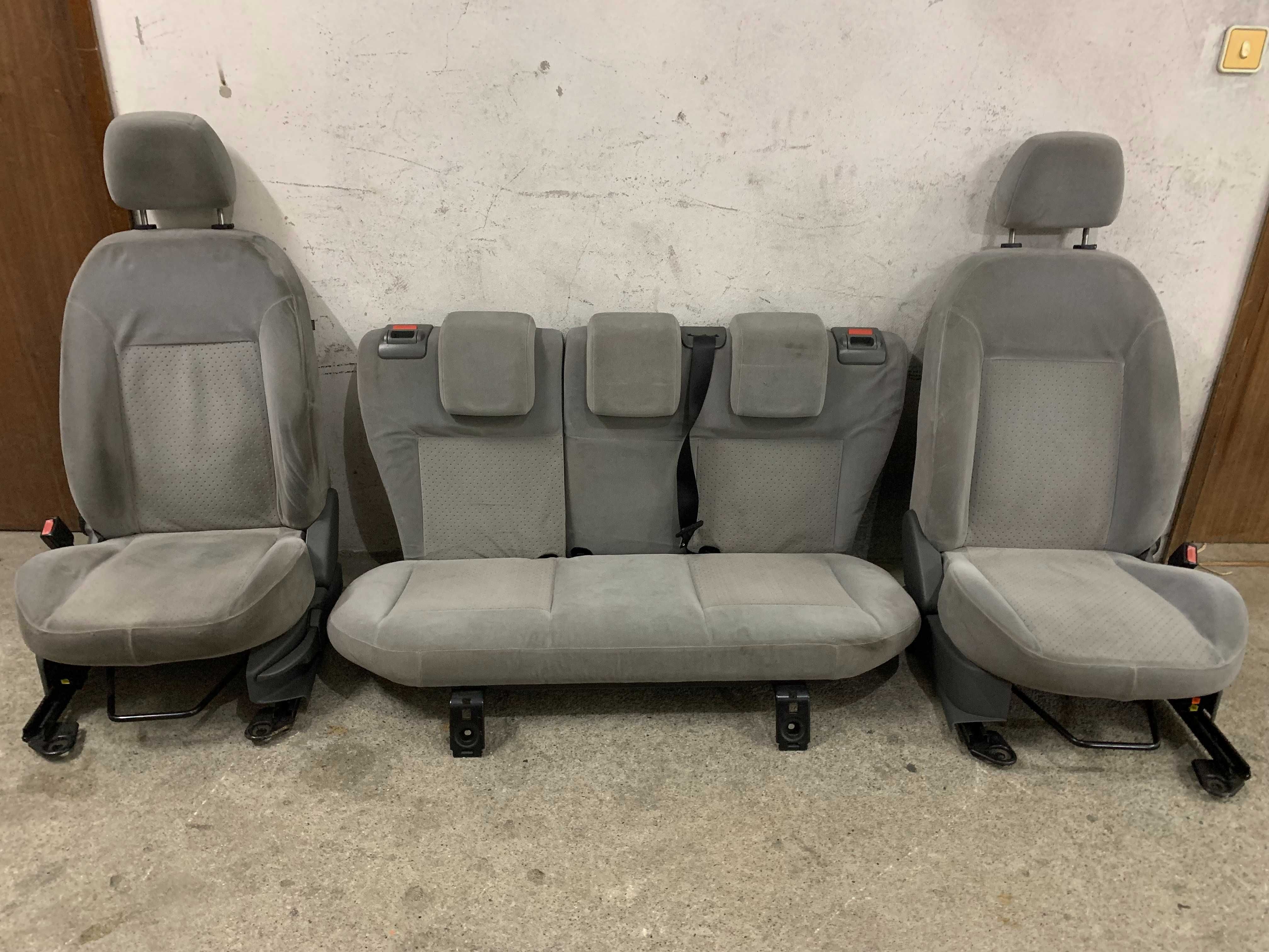 Bancos em tecido para Ford Fiesta IV (02-06)