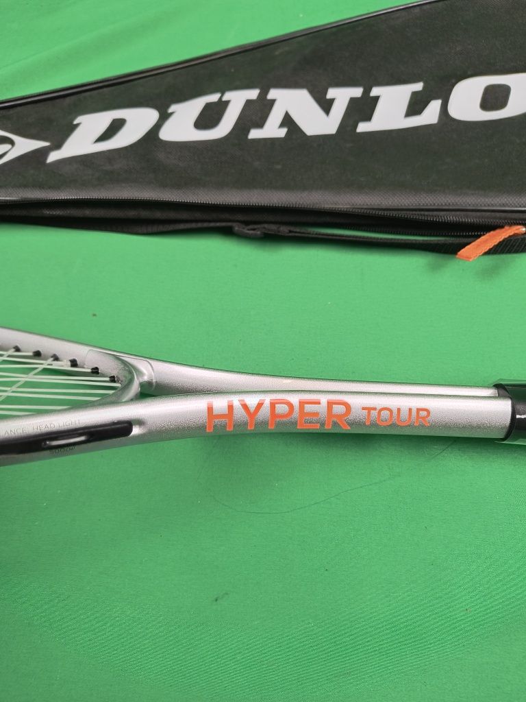 Rakieta do squasha Dunlop Hyper Tour z stopem tytanu Premium okazja
