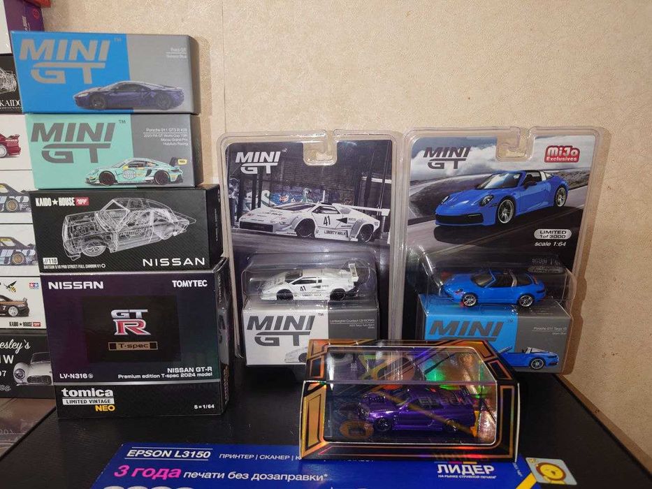 Error404 , Mini GT , KAIDO HOUSE , Tomica ,TOMYTEC, 1:64 розмір маштаб