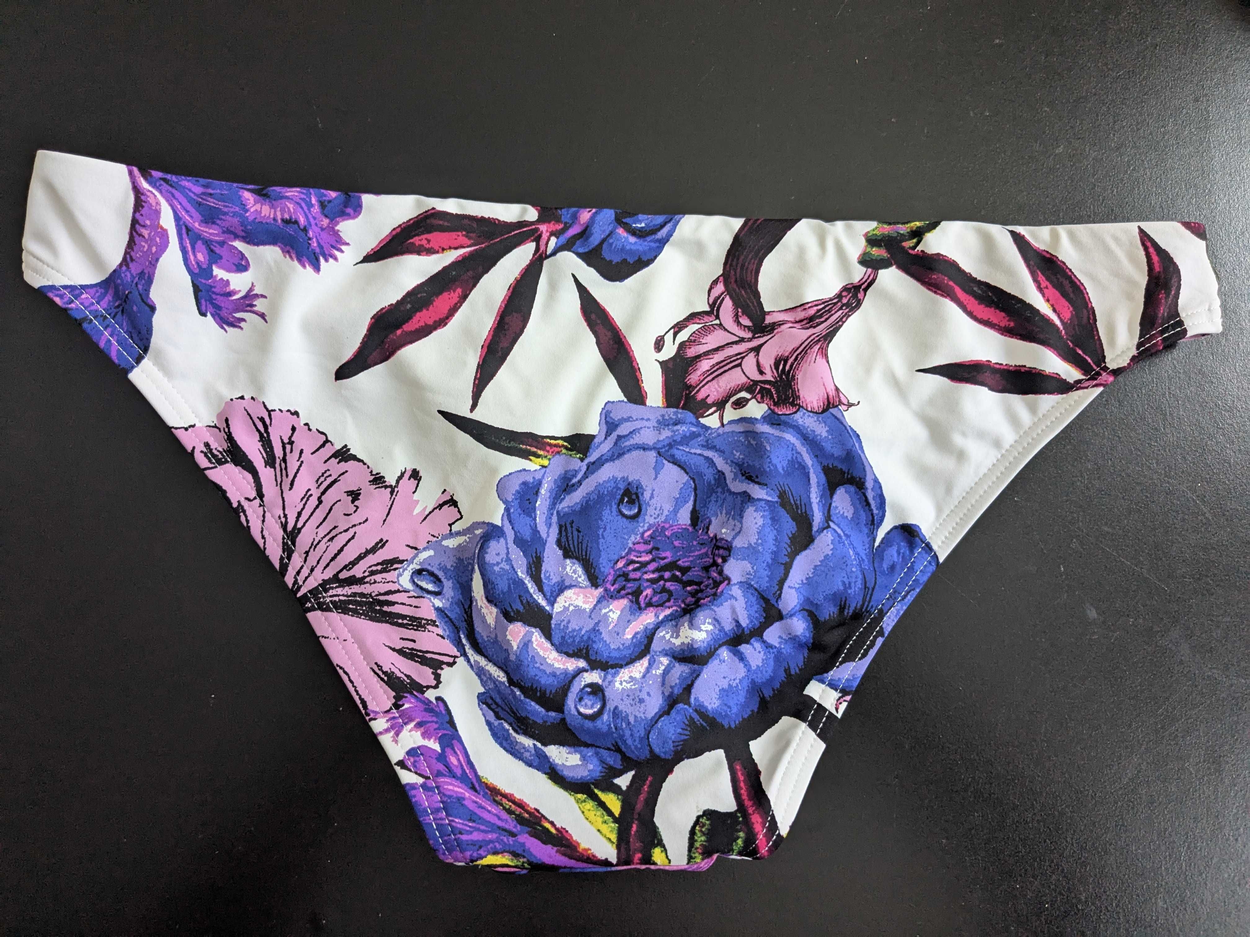 Next figi bikini w kwiatowy wzór rozm. 42