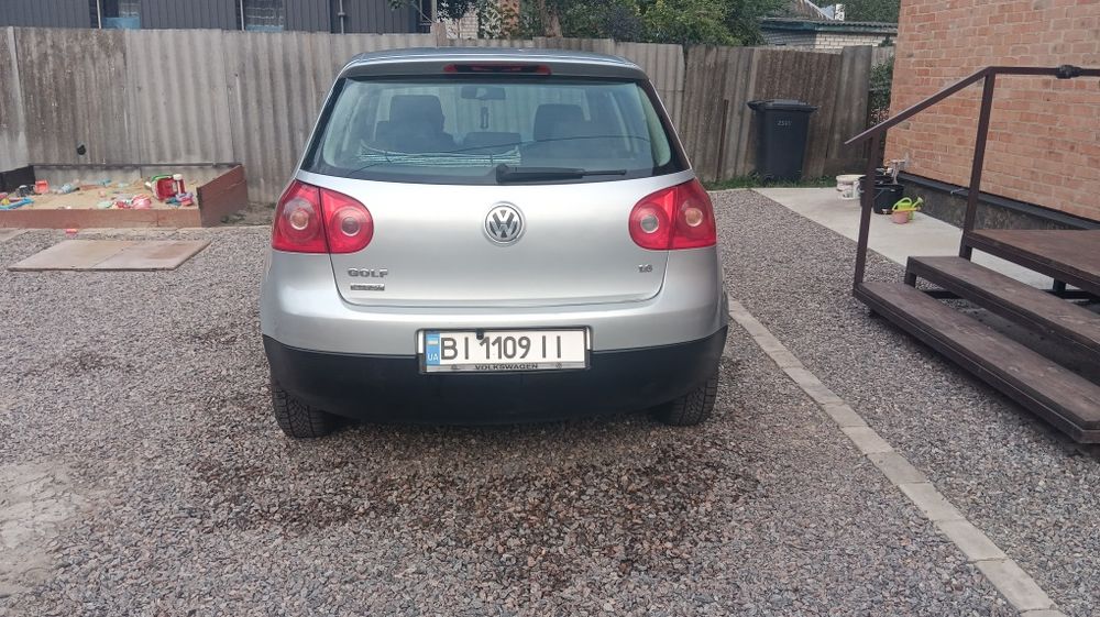 Volkswagen Golf 1.6 mpi