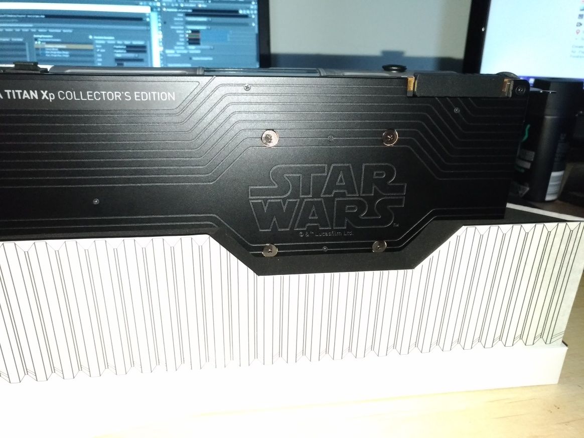 GTX Titan Xp Edição de Coleção StarWars