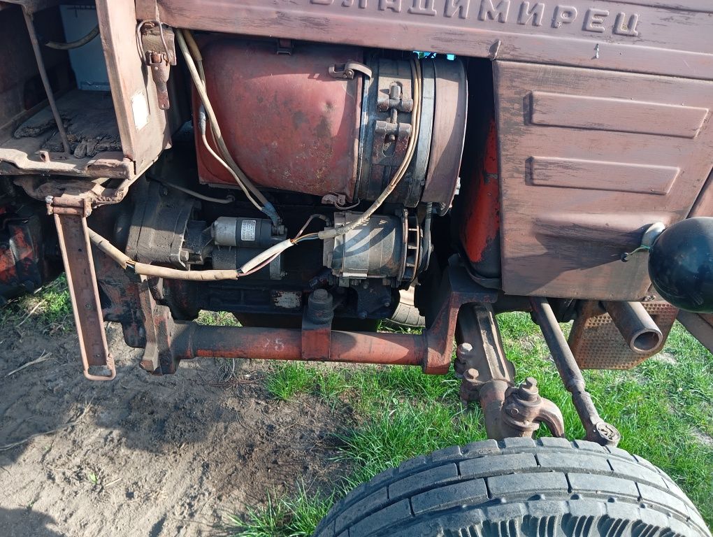 Продам Трактор Т-25 з причіпом