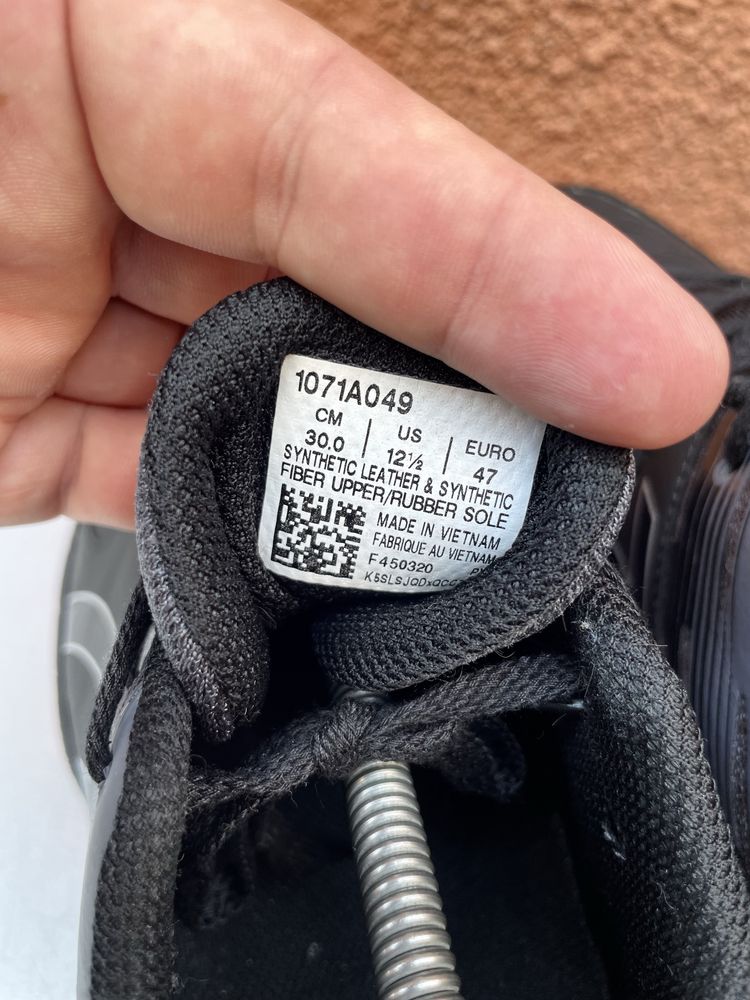 Кроссовки Asics волейбол оригинал