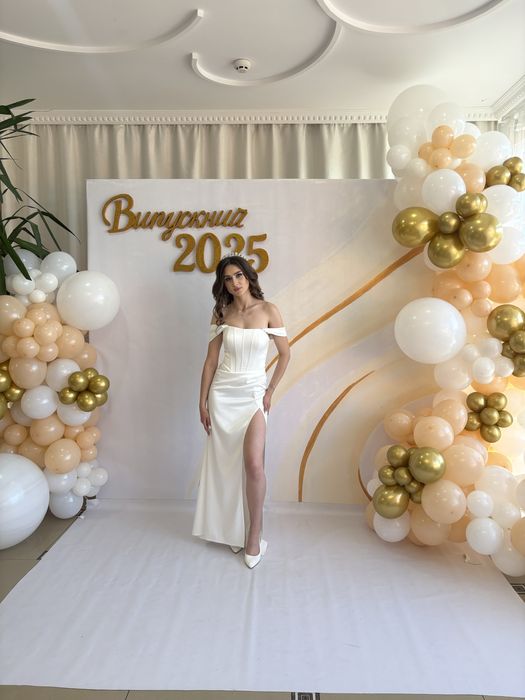 Випускне плаття