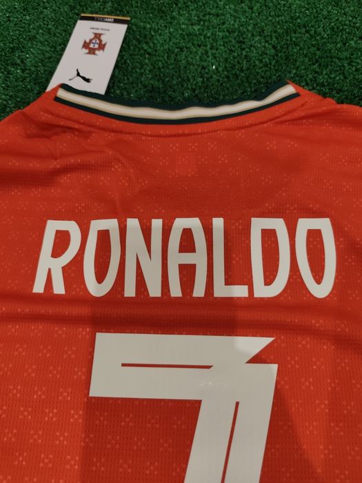 Camisola Portugal manga comprida - Ronaldo