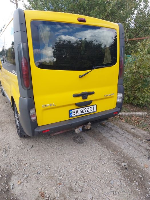 Продам Опель Віваро 1.9.