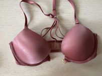 Бюстгальтери Victoria's Secret Bombshell