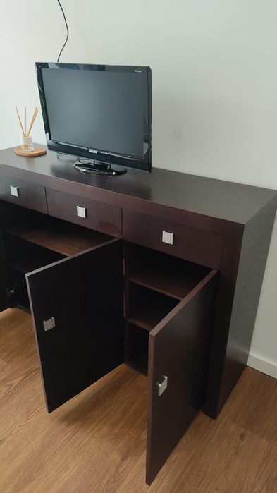 Sapateira em madeira