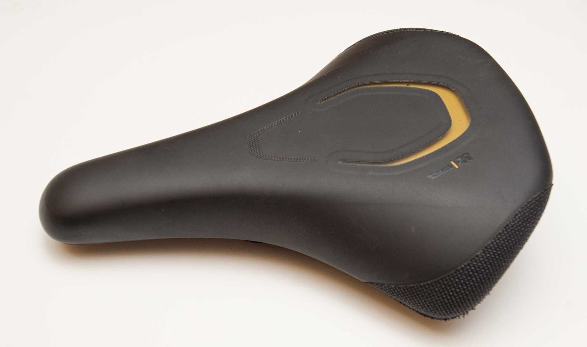 Damskie siodełko  żelowe Selle Royal Looking 3D Moderate. B. wygodne.
