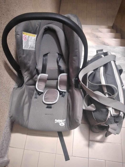 Carrinho bebé com ovo