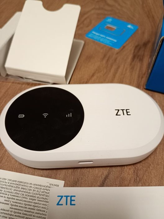 Продам роутер ZTE