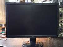 Монітор Lg w2242t