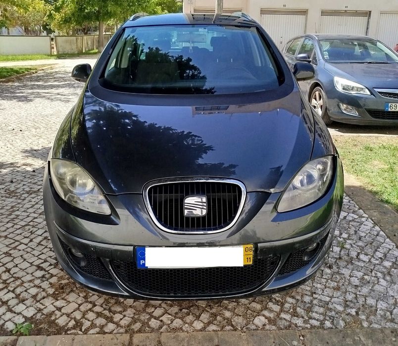 Seat Altea XL 1.4 TSI 2008 •  2799 €  • Turbo • Espaçoso • 149.000 km