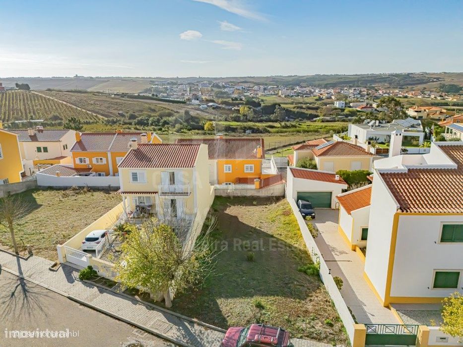 Vende Terreno - Ericeira 16 km, A Casa das Casas