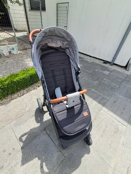Cadeira de passeio, marca Kinderkraft GRANDE PLUS,em MUITO BOM ESTADO