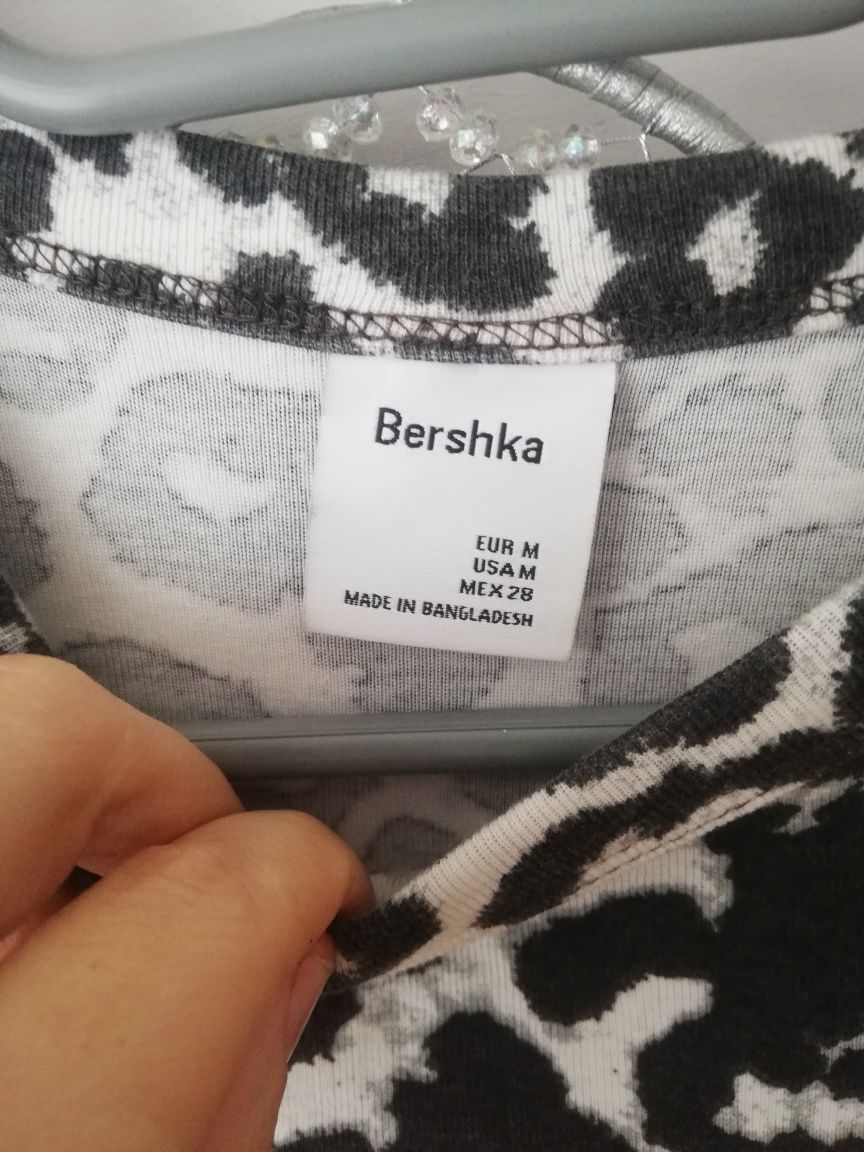 Bluzeczka Bershka rozm. M