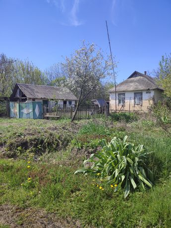 Продам участок со старым домом на территории.Людвиновка(Розалиевка)