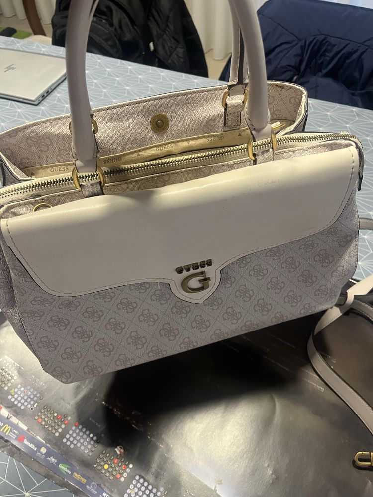 Mala guess bege