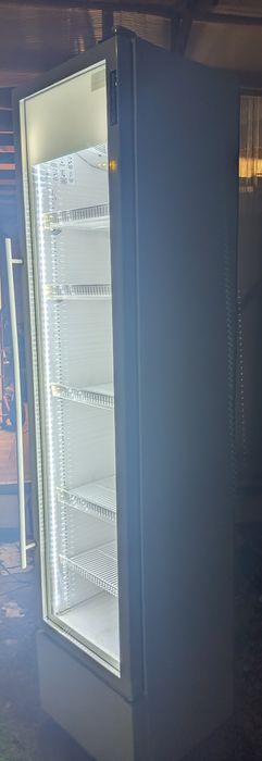 Witryna chłodnicza UBC Eco line Stan jak nowa. Możliwy dowóz