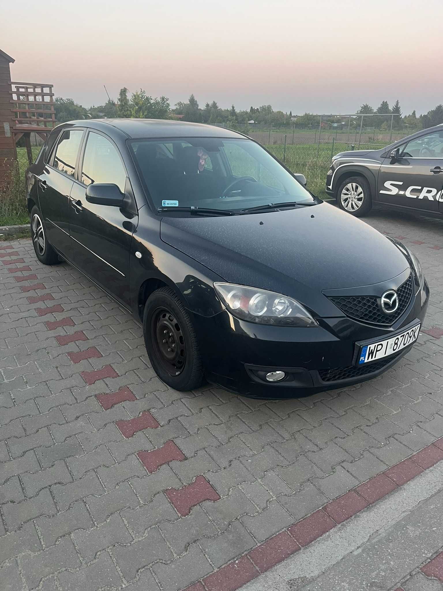 Mazda 3 uderzona w zderzak 2007 rok