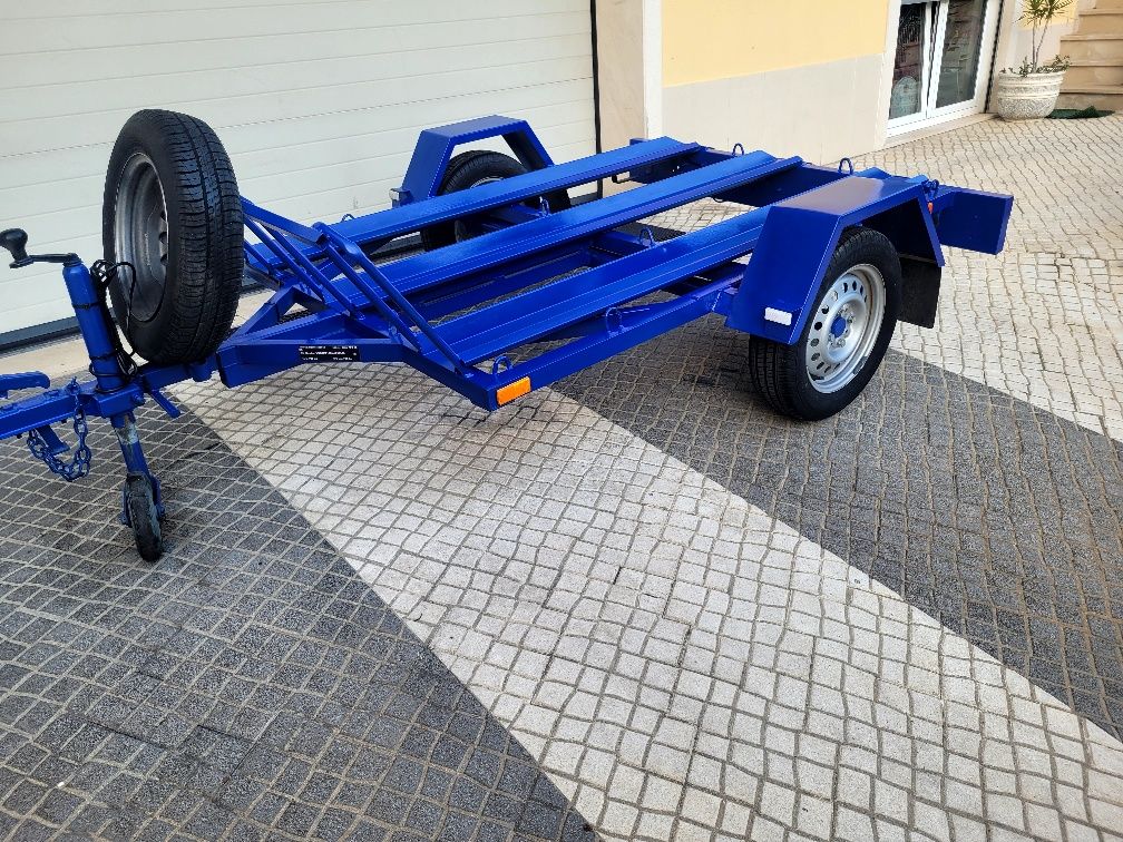 REBOQUE MOTAS 750 Kgs c/ matricula propria