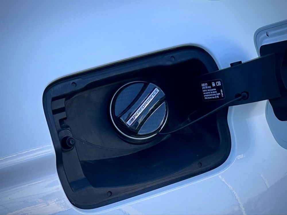 Кнопки м1 м2, накладка, лепестки карбон М руль BMW G20 G30 G05 G03 G07