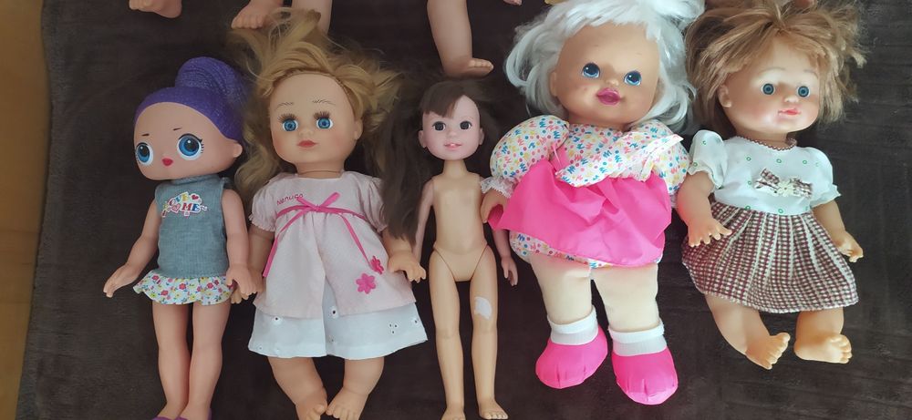 Дитячі ляльки і пупси