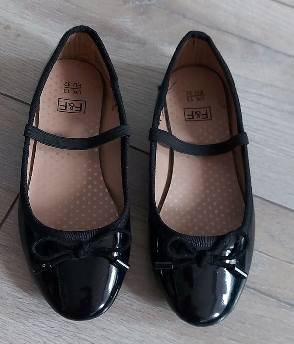 Sprzedam lakierki/baletki 32