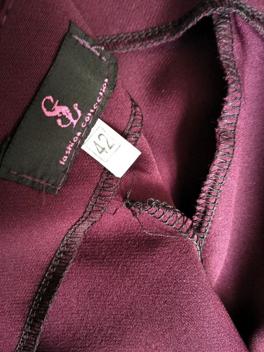 Вишукана жіноча сукня 42-44 розмір.