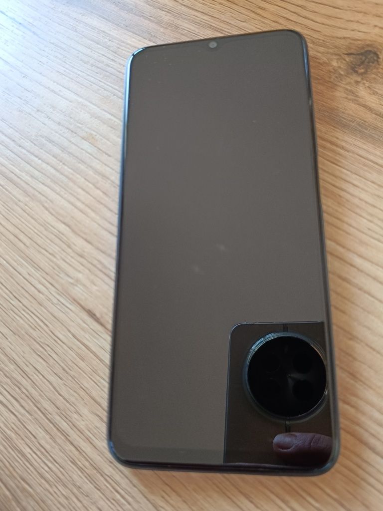 Realme C35 w bardzo dobrym stanie